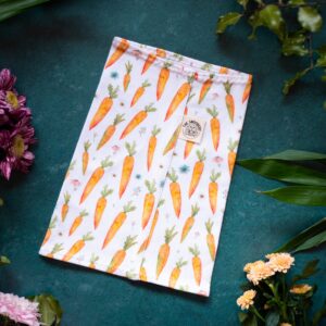 'Carrots' Food Snood for Dogs