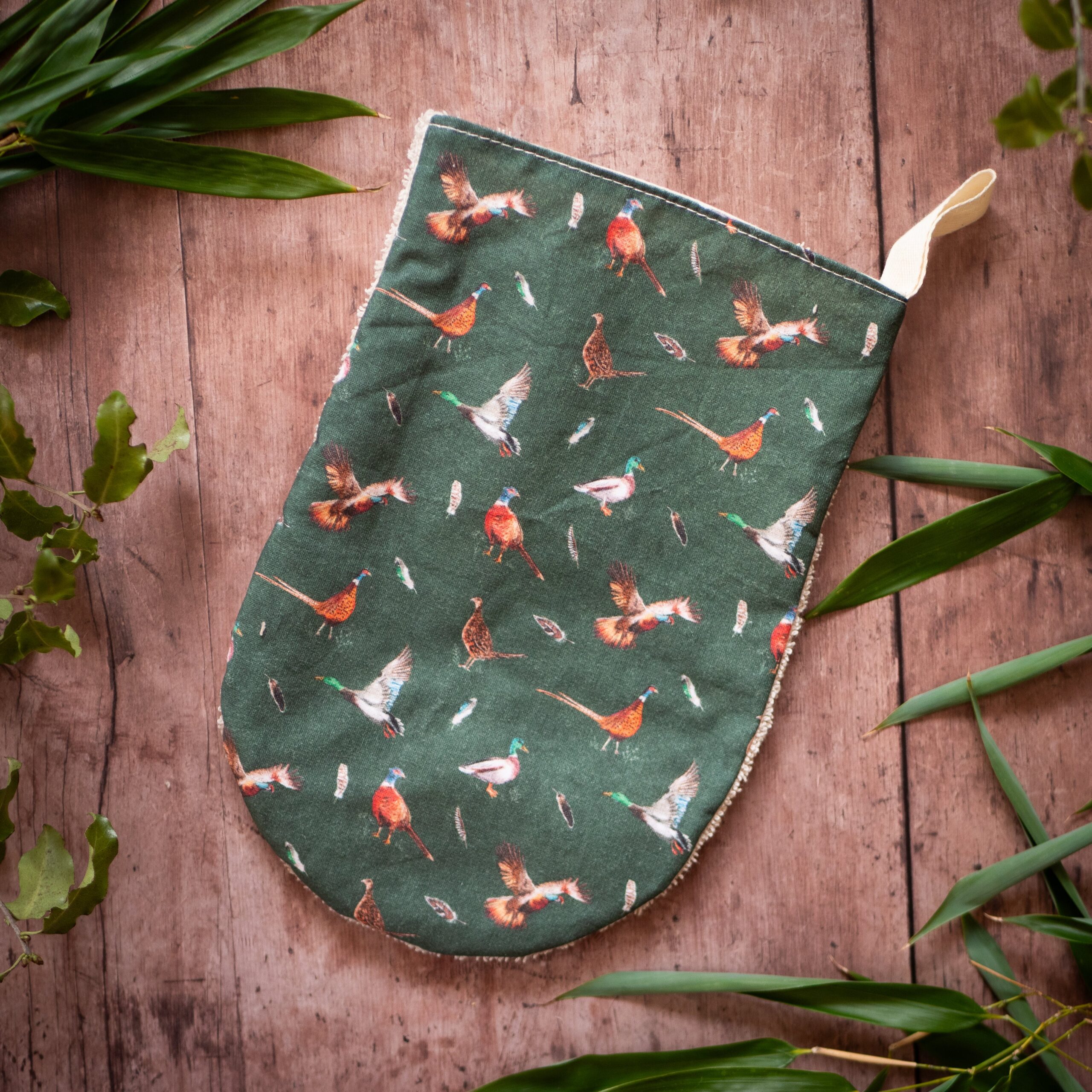 'Gamebirds' Muddy Paw Mitt
